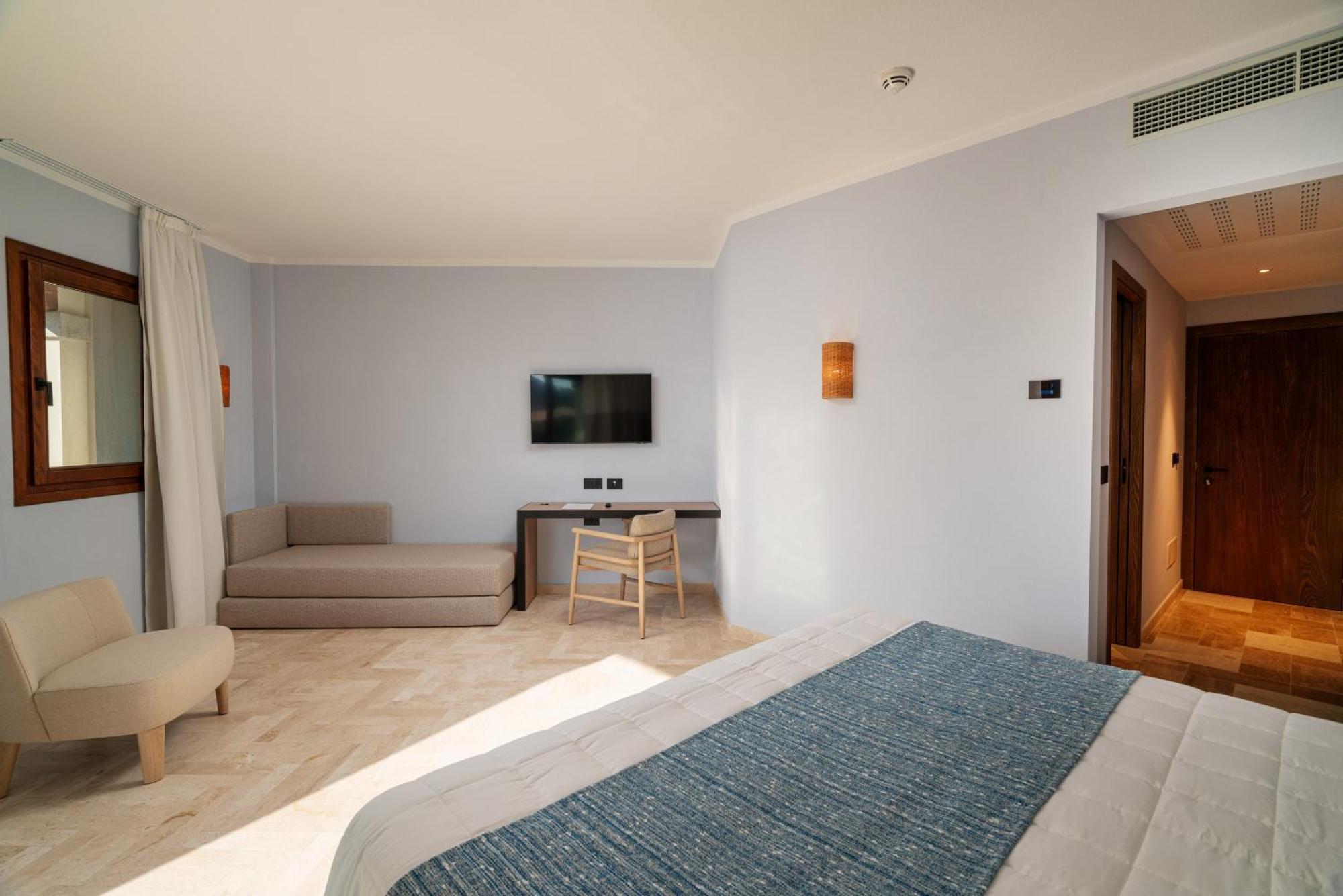Hotel Sestante Порто Ротондо Екстериор снимка